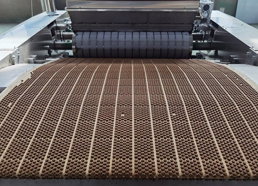 宠物食品冷轧烘焙生产线